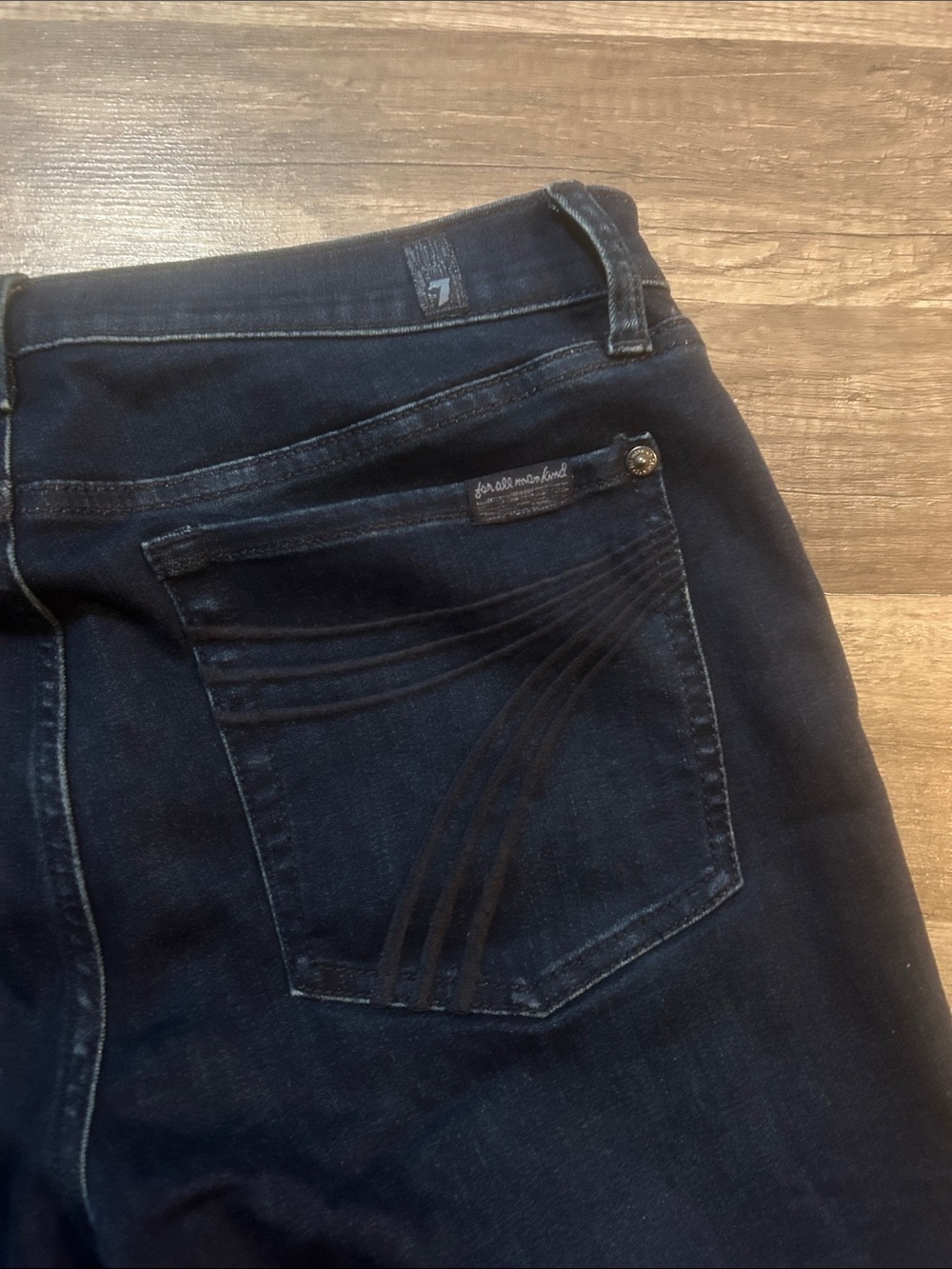 7 For All Mankind Women’s Dark Blue Flare Leg Jeans Size 30 - Picture 3 of 9